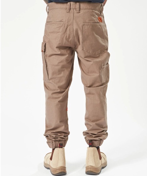 VOLCOM（ボルコム）の「【VOLCOM/ボルコム】Workwear Caliper Cuffed Pants /ワークジョガーパンツ（その他パンツ・メンズ・ブラック/ブラウン系その他・30inch/32inch/34inch/31inch）」の16枚目の写真
