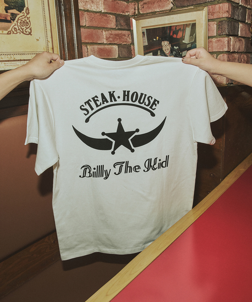 JOURNAL STANDARD(ジャーナルスタンダード)の「BILLY THE KID / ビリー・ザ・キッド Tシャツ(Tシャツ/カットソー・メンズ・ライトホワイト/ブラック系その他/ホワイト/ホワイト×ホワイト/ブラック/ネイビー/ホワイト系その他・LARGE/MEDIUM/XX-LARGE/X-LARGE)」の17枚目の写真