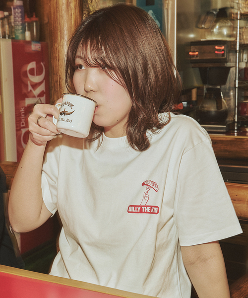 JOURNAL STANDARD(ジャーナルスタンダード)の「BILLY THE KID / ビリー・ザ・キッド Tシャツ(Tシャツ/カットソー・メンズ・ライトホワイト/ブラック系その他/ホワイト/ホワイト×ホワイト/ブラック/ネイビー/ホワイト系その他・LARGE/MEDIUM/XX-LARGE/X-LARGE)」の18枚目の写真