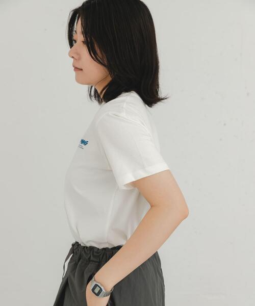 EKAL（エカル）の「製品染GAWPINGロゴTシャツ（Tシャツ/カットソー・レディース・ピンク/グレー/オフホワイト・ONE）」の6枚目の写真