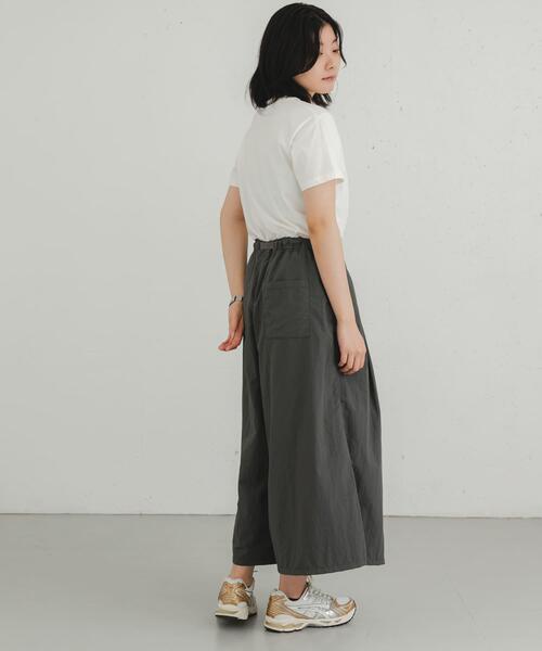 EKAL（エカル）の「製品染GAWPINGロゴTシャツ（Tシャツ/カットソー・レディース・ピンク/グレー/オフホワイト・ONE）」の7枚目の写真