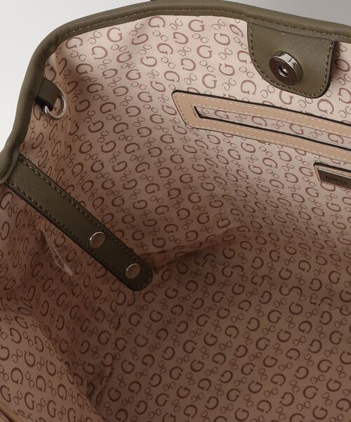Guess（ゲス）の「PORTINI Trap Tote トートバッグ  （トートバッグ・レディース・ネイビー/ブラック/オリーブ/ライトベージュ・ONE SIZE）」の15枚目の写真
