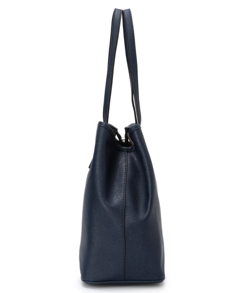 Guess（ゲス）の「PORTINI Trap Tote トートバッグ  （トートバッグ・レディース・ネイビー/ブラック/オリーブ/ライトベージュ・ONE SIZE）」の7枚目の写真