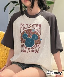 Disney（ディズニー）の「Disney / 別注 ＜Mickey Mouse＞ レトログラフィックTシャツ（Tシャツ/カットソー）」
