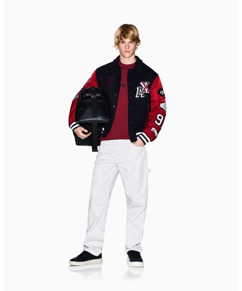 ARMANI EXCHANGE（アルマーニエクスチェンジ）の「【A|X アルマーニ エクスチェンジ】ランダムロゴ 長袖クルーネックTシャツ/REGULAR（Tシャツ/カットソー・メンズ・オフホワイト/ダークネイビー/レッド・X-LARGE/SMALL/MEDIUM/LARGE/XX-LARGE/X-SMALL）」の6枚目の写真
