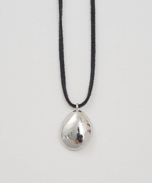 GALLARDAGALANTE(ガリャルダガランテ)の「スエードコードネックレス(ネックレス・レディース・ゴールド/シルバー・FREE)」の5枚目の写真