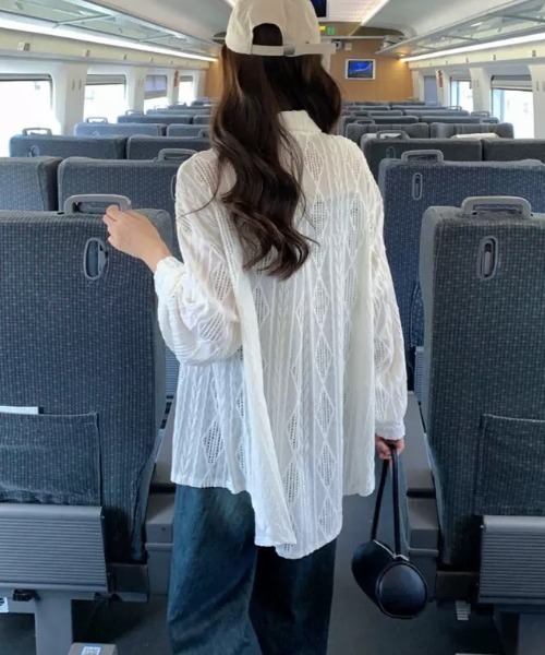 Vipoa(ヴィポア)の「lace sheer argyle shirt(シャツ/ブラウス・レディース・ホワイト・FREE)」の4枚目の写真