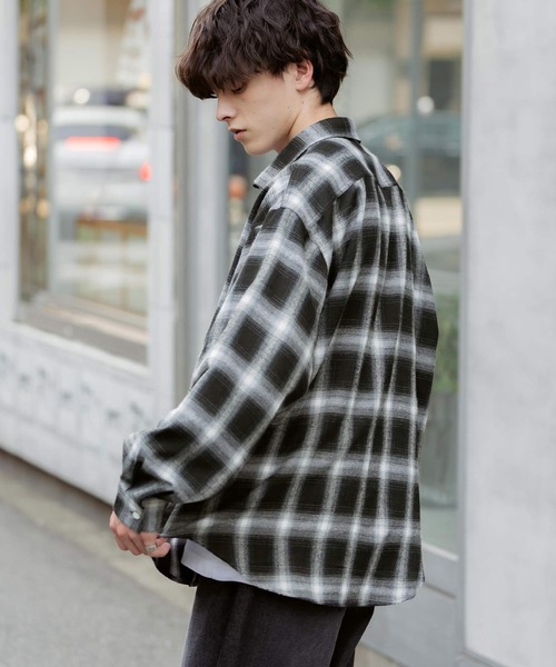Rocky Monroe(ロッキーモンロー)の「ハーフジップオーバーサイズチェックシャツ/オンブレチェックネルシャツ(シャツ/ブラウス・メンズ・ベージュ/ブラック系/ネイビー/ネイビー系/ブラック・M/L)」の13枚目の写真