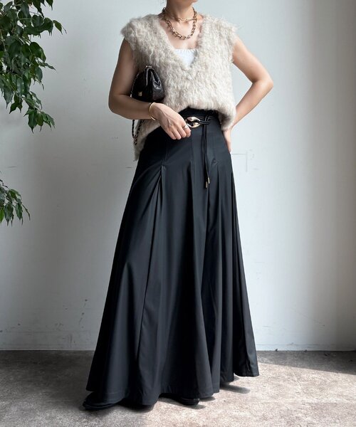 セール】ライトフェイクレザーフレアスカート（スカート）｜DouDou