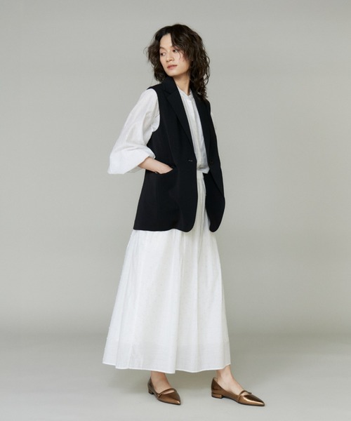 INED（イネド）の「ラメドットギャザーブラウス【セットアップ対応】（シャツ/ブラウス・レディース・カーキ/オフホワイト/ブラック・9号）」の16枚目の写真