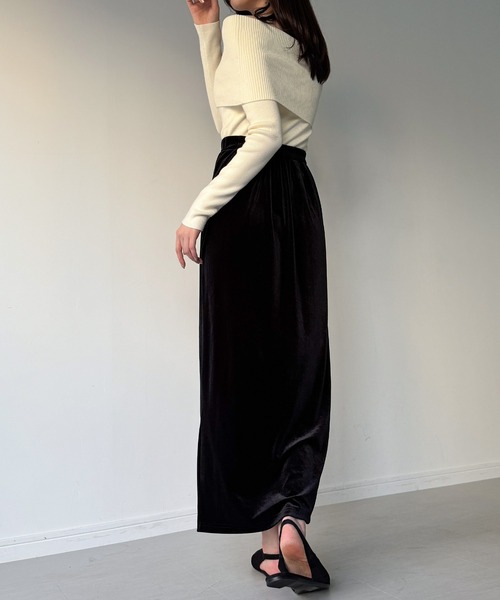 junoah(ジュノア)の「カーブラインベロアスリットスカート(スカート・レディース・ブラック/ブラウン/グレー・LARGE/MEDIUM/SMALL)」の14枚目の写真