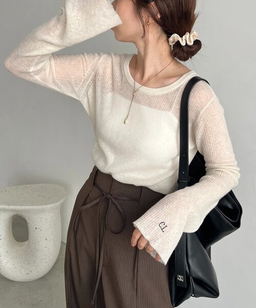 CAPRICIEUX LE'MAGE(カプリシューレマージュ)の「〈C.L〉カシミアウールフレアスリーブニット(ニット/セーター・レディース・グレー/ブラック/ホワイト系その他/ピンク・FREE)」の7枚目の写真