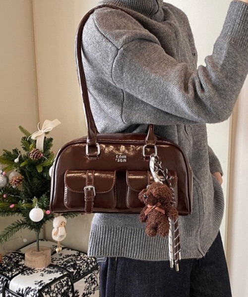 yuue' ( wear )(ユーイ)の「アウトポケットロングハンドルボストンバッグ(ボストンバッグ・レディース・ダークブラウン/レッド/ブラック・FREE)」の9枚目の写真