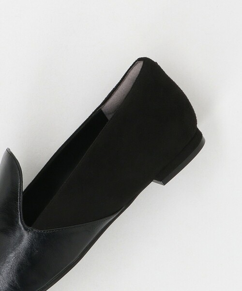 green label relaxing（グリーンレーベルリラクシング）の「スクエアオペラ フラットシューズ 撥水（ドレスシューズ・レディース・ベージュ/ブラック・22.5cm/23cm/23.5cm/24cm/24.5cm/25cm）」の19枚目の写真