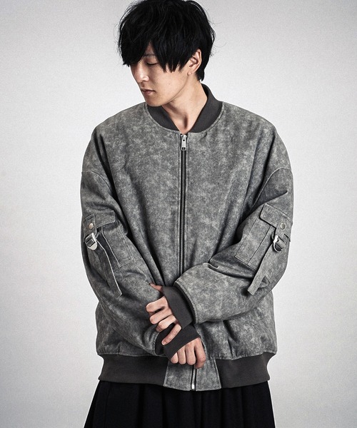 NO ID.（ノーアイディ）の「【NO ID.】Uneven Print Big MA-1 Blouson / アンイーブン プリント ビッグ MA-1 ブルゾン（MA-1・メンズ・グレー/ベージュ/ダークグレー・ONE SIZE）」の9枚目の写真