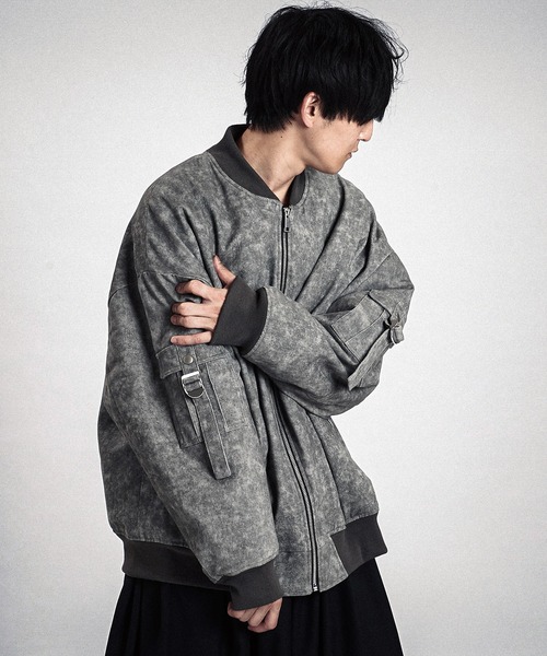 NO ID.（ノーアイディ）の「【NO ID.】Uneven Print Big MA-1 Blouson / アンイーブン プリント ビッグ MA-1 ブルゾン（MA-1・メンズ・グレー/ベージュ/ダークグレー・ONE SIZE）」の10枚目の写真