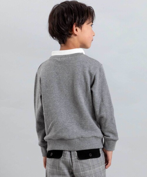BeBe(ベベ)の「CRUISESロゴ刺しゅう襟付きトレーナー(100~150cm)(スウェット・キッズ・ブラック/グレー・130cm/120cm/100cm/110cm/140cm/150cm)」の4枚目の写真