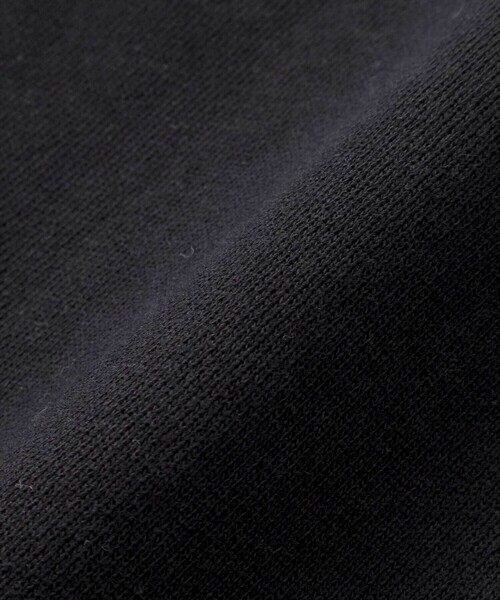 BeBe(ベベ)の「CRUISESロゴ刺しゅう襟付きトレーナー(100~150cm)(スウェット・キッズ・ブラック/グレー・130cm/120cm/100cm/110cm/140cm/150cm)」の17枚目の写真