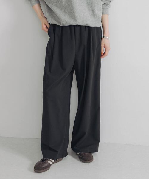 URBAN RESEARCH（アーバンリサーチ）の「『3サイズ展開』『イージーケア』 ウール混タックギャザーストレートパンツ（その他パンツ・レディース・ブラック/チャコールグレー/ベージュ/その他2/その他1・36/40/38）」の20枚目の写真