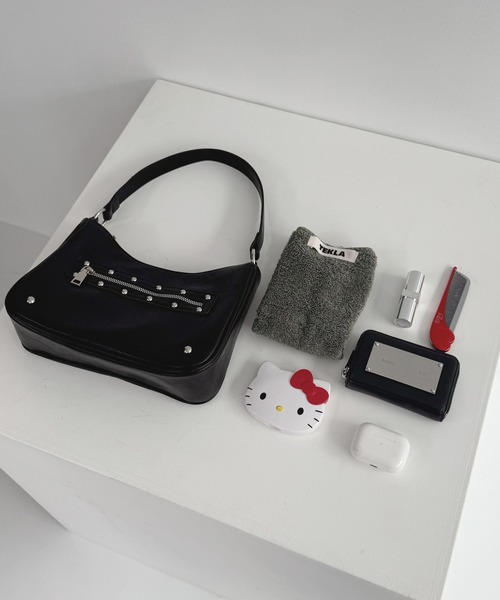 frunco(フランコ)の「2wayスタッズBAG(ショルダーバッグ・レディース・ブラック/ホワイト/ブラウン・FREE)」の13枚目の写真