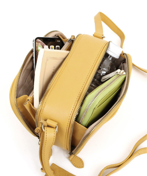 ATLANTA（アトランタ）の「アトランタ ATLANTA / 牛革BOX型ウォレットショルダー（ショルダーバッグ・レディース・イエロー/シルバー系その他3/キャメル/グリーン/グレイッシュベージュ/アイボリー/ブラック・FREE）」の10枚目の写真