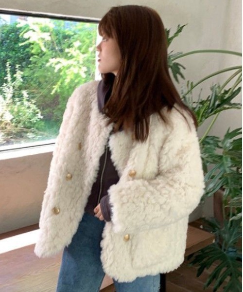 セール】WEGO/ダブルボタンフェイクファーノーカラージャケット（ノー