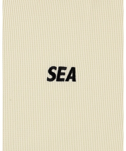 WIND AND SEA（ウィンダンシー）の「Waffle Zip Up Sweatshirt（パーカー・レディース・オフホワイト・S/M/L/XL）」の2枚目の写真