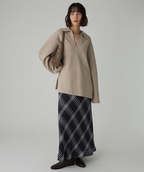 BABYLONE（バビロン）の「スキッパーミドルゲージニットプルオーバー（ニット/セーター・レディース・ブラウン/ライトベージュ・フリー）」の14枚目の写真