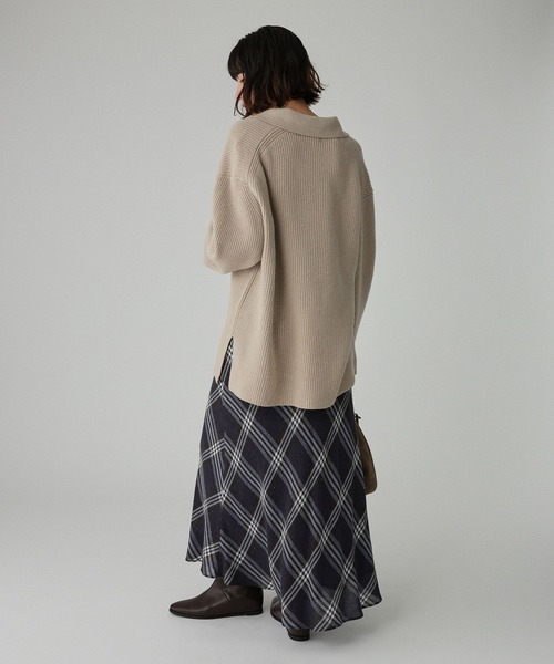 BABYLONE（バビロン）の「スキッパーミドルゲージニットプルオーバー（ニット/セーター・レディース・ブラウン/ライトベージュ・フリー）」の16枚目の写真