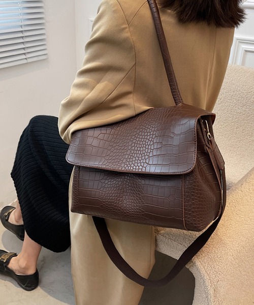 c.u.l（シーユーエル）の「クロコ型押し風 レザーライク ショルダーバッグ cula1339（ショルダーバッグ・レディース・ブラウン/ブラック/ダークブラウン・FREE）」の8枚目の写真
