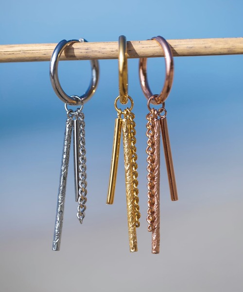 IRIEBEACH（アイリービーチ）の「dangling hoop pierce/【ハワイアンジュエリー】【サージカルステンレス】【金属アレルギー対応】【IRIEBEACH / アイリービーチ】つけっぱなしOK（ピアス（片耳用）・レディース・シルバー/ピンク/ゴールド・FREE）」の10枚目の写真