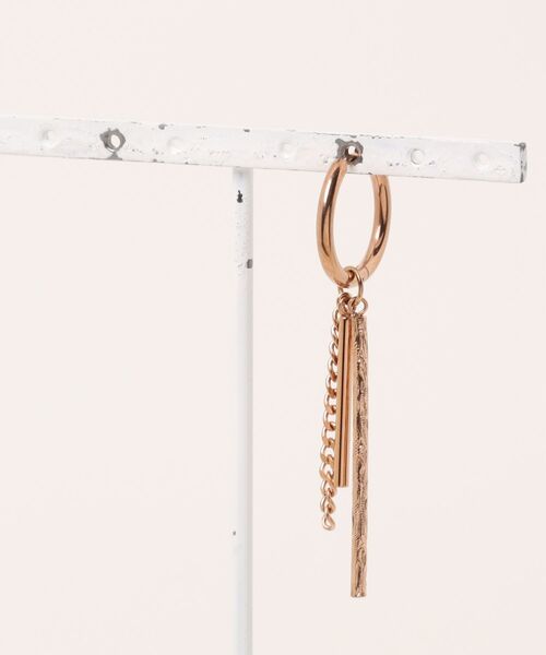 IRIEBEACH（アイリービーチ）の「dangling hoop pierce/【ハワイアンジュエリー】【サージカルステンレス】【金属アレルギー対応】【IRIEBEACH / アイリービーチ】つけっぱなしOK（ピアス（片耳用）・レディース・シルバー/ピンク/ゴールド・FREE）」の5枚目の写真