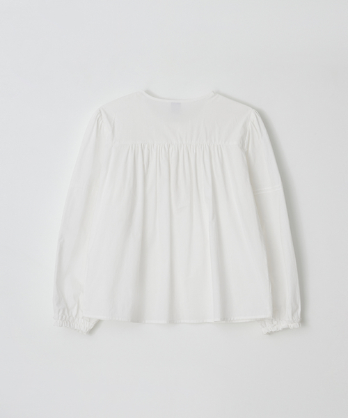 RONRON(ロンロン)の「FRILLY RUFFLE RIBBON TIE VINTAGE BLOUSE WHITE(シャツ/ブラウス・レディース・その他・FREE)」の2枚目の写真