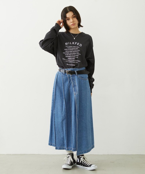 MILKFED.（ミルクフェド）の「ASYMMETRICAL LONG SKIRT（デニムスカート・レディース・ライトブルー/ライトインディゴブルー・M/S）」の11枚目の写真