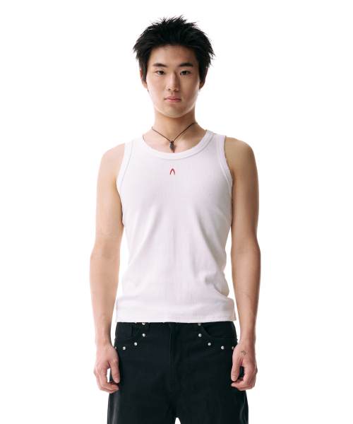 AAKAM(アーカム)の「Distressed Logo Sleeveless (White)(Tシャツ/カットソー・レディース・その他・1/2)」の3枚目の写真