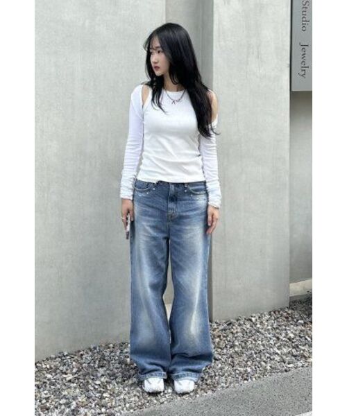 AAKAM(アーカム)の「Distressed Logo Sleeveless (White)(Tシャツ/カットソー・レディース・その他・1/2)」の5枚目の写真