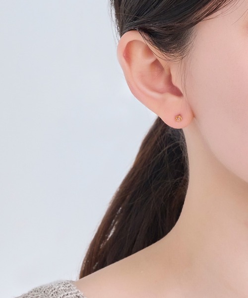 Phoebe（フィービィー）の「【金属アレルギー対応】プチフラワービジュースタッドピアス（片耳）（ピアス（片耳用）・レディース・クリア/ピンク/オレンジ・FREE）」の8枚目の写真