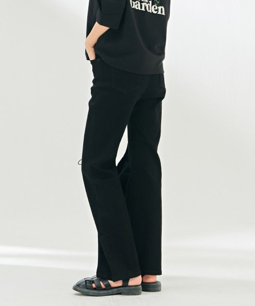 CHASECULT(チェイスカルト)の「レディース ブラックヒドゥンバンディングブーツカットデニムパンツ-DAZG2351B03(デニムパンツ・レディース・ブラック・67/70/74/76)」の3枚目の写真