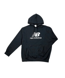 New Balance（ニューバランス）の「NEW BALANCE SE STACKED LOGO SWEAT HOODIE / ニューバランス スポーツ エッセンシャル スタックトロゴ スウェット フーディー / MT41501（パーカー）」