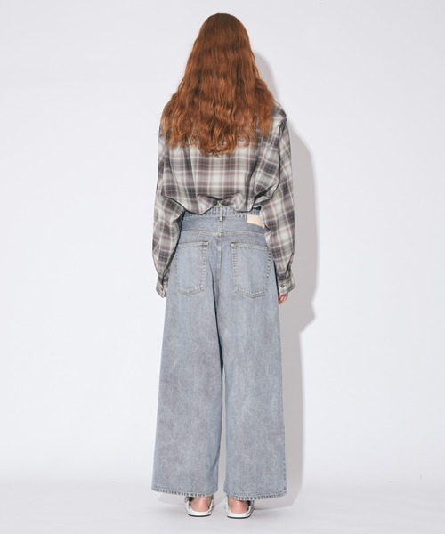 beautiful people（ビューティフルピープル）の「selvedge denim o/d  cropped wide pants（デニムパンツ・レディース・サックスブルー/ベージュ・38/36）」の14枚目の写真
