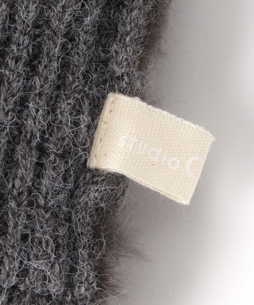 studio CLIP(スタディオクリップ)の「フェイクファーニットアームウォーマー(アームカバー・レディース・ブラウン/ベージュ/チャコール・FREE)」の8枚目の写真