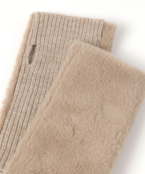 studio CLIP(スタディオクリップ)の「フェイクファーニットアームウォーマー(アームカバー・レディース・ブラウン/ベージュ/チャコール・FREE)」の14枚目の写真