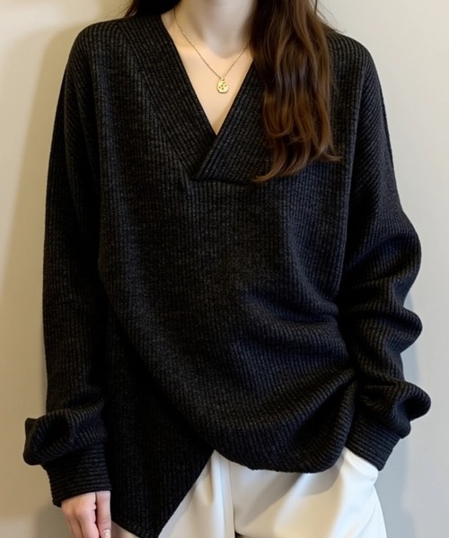 cammie(キャミー)の「アシンメトリーデザイントップス(ニット/セーター・レディース・グレー/ダークアッシュ/ベージュ・M/L)」の3枚目の写真