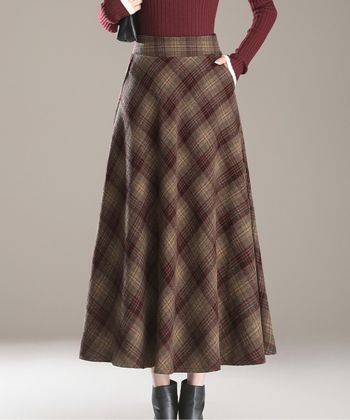 LUCPY(ラクピー)の「クラシックチェックフレアミディスカート(スカート・レディース・ブラウン/レッド・SMALL/MEDIUM/LARGE/X-LARGE)」の2枚目の写真
