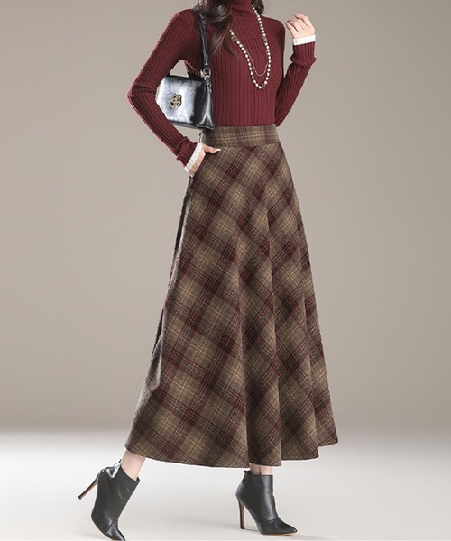 LUCPY(ラクピー)の「クラシックチェックフレアミディスカート(スカート・レディース・ブラウン/レッド・SMALL/MEDIUM/LARGE/X-LARGE)」の6枚目の写真