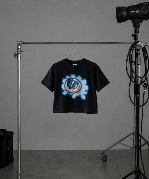 CULTURE SUPPLY(カルチャー サプライ)の「Angel Blue Tee(Tシャツ/カットソー・レディース・ホワイト系その他/ホワイト系その他3/ブラック系その他4/ホワイト系その他5/ブラック系その他2/ホワイト系その他2/ホワイト系その他4/ブラック系その他/ブラック系その他3/ブラック系その他5・SHORT)」の8枚目の写真