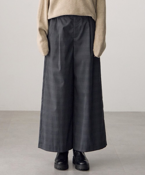 ATSURO TAYAMA（アツロウタヤマ）の「ベルトデザインワイドパンツ（その他パンツ・レディース・グレー系その他・M）」の19枚目の写真