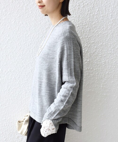 SHIPS（シップス）の「【WEB限定】〈手洗い可能〉ホールガーメント ドルマン ニット（ニット/セーター・レディース・グレー/ナチュラル/ライトブルー/ライトピンク・ONE SIZE）」の12枚目の写真