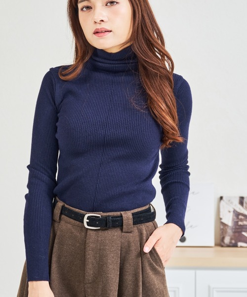 MISCH MASCH(ミッシュマッシュ)の「ZOZO限定 袖切替タートルネックニット(ニット/セーター・レディース・グレー/ネイビー・フリ-)」の1枚目の写真