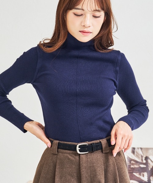 MISCH MASCH(ミッシュマッシュ)の「ZOZO限定 袖切替タートルネックニット(ニット/セーター・レディース・グレー/ネイビー・フリ-)」の5枚目の写真